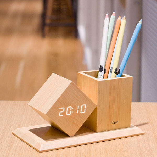 (ONE) Desk - Alarm Clock Pencil Holder Date Temperature