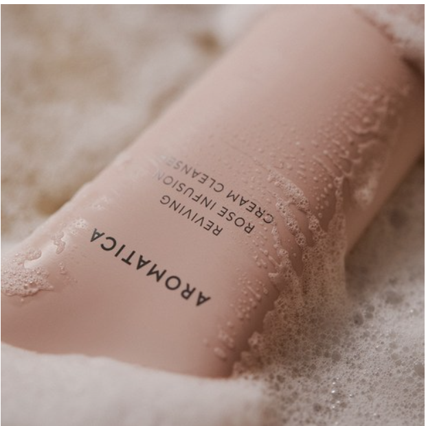 واحد - روز - كريم منظف منقوع، 145 جرام .شاهد الوصف | (ONE) Rose - Infusion Cream Cleanser, 145g