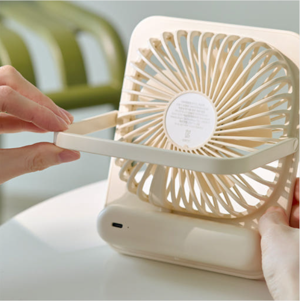 (ONE) BT21 Mini Scout Table Fan