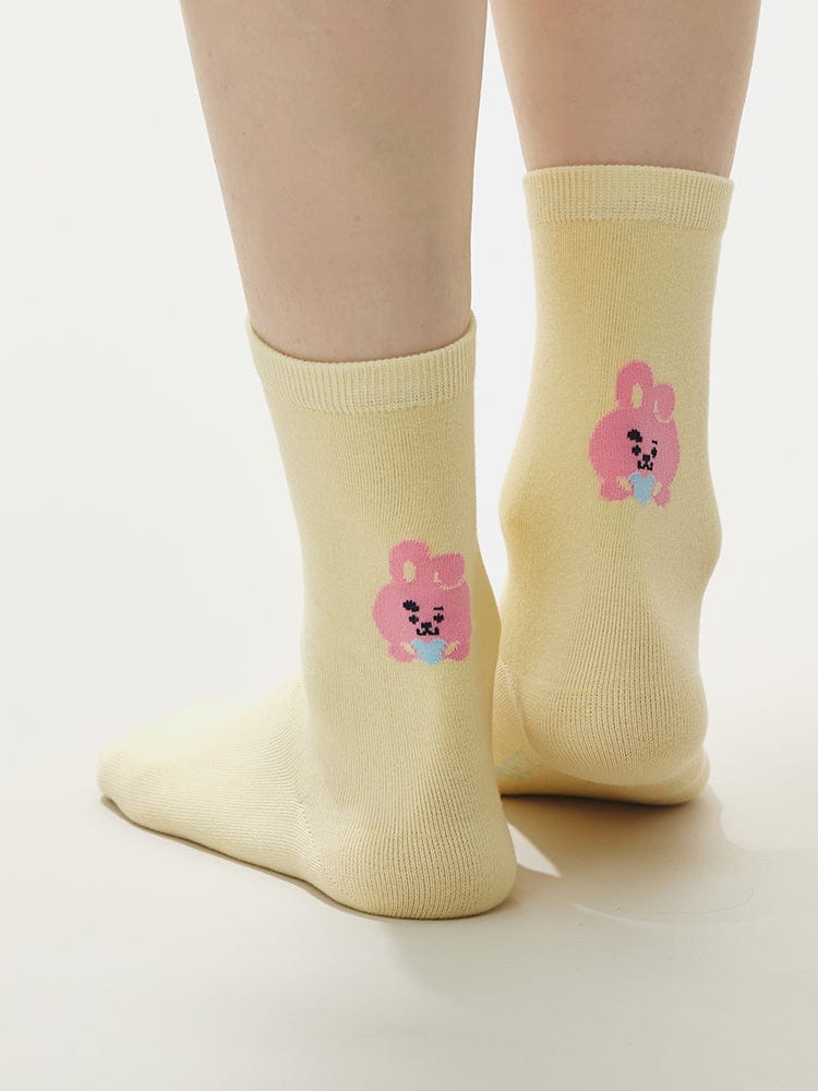 (One) BT21 - Basic Socks 2025 F/W | بي تي 21 - جوارب بيسك 2025 خريف/شتاء