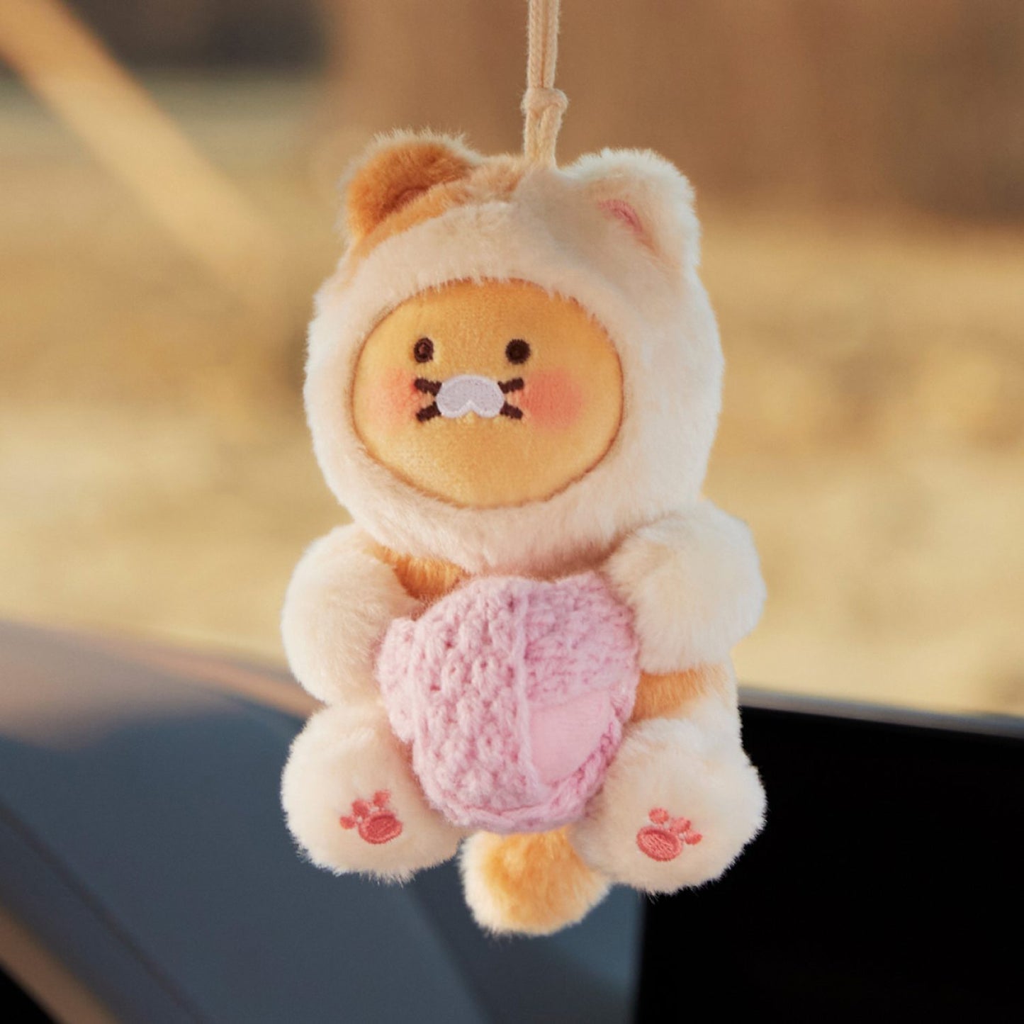 (ONE) KAKAO FRIENDS nyangnyang chalyang-yong hyang-ginaneun inhyeong_laieon