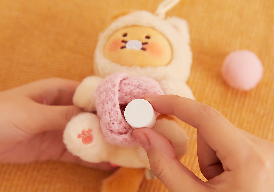 (ONE) KAKAO FRIENDS nyangnyang chalyang-yong hyang-ginaneun inhyeong_laieon