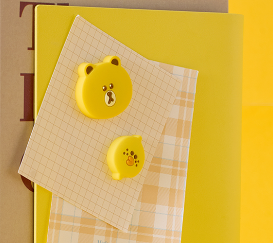 (ONE) LINE FRIENDS - Sally Day Brown Magnet