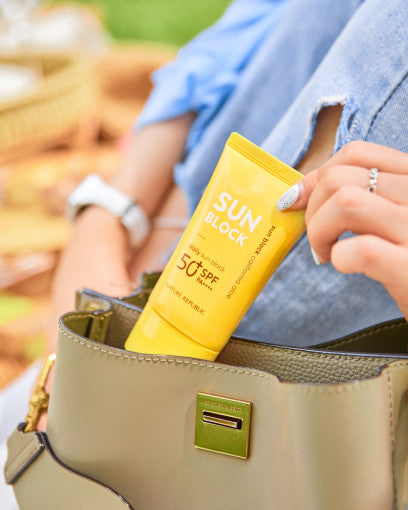 واحد - كريم واقي الشمس يحافظ على البشره ويحميها من الجو الخارجي واشعة الشمس | (ONE) MAKE UP - Nature Republic - California Aloe Daily Sun Cream