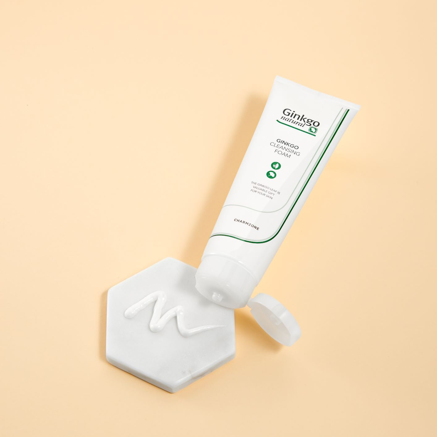 (One) Charmzone - Ginkgo Natural Cleansing Foam 180ML|| طاقه منعشه ونضاره وصحيه للبشره تتعب من بيئه الخارجيه بازاله وتطهير بفضل مكونات جنكو اقدم نبته بالعالم