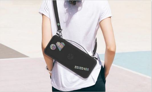 (تسليم فوري) - EXO  OFFICIAL FANLIGHT POUCH  ( when you buy Alone) -  شحن + توصيل + ضريبة = مجانا لدول الخليج حقيبه حفظ لايت اكسو وحملها سعر عند شرائه لوحده