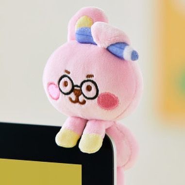 واحد- بتس دمى فكر زين غرفتك او كمبيوترك| (ONE) BT21 BABY Study With Me Monitor Doll