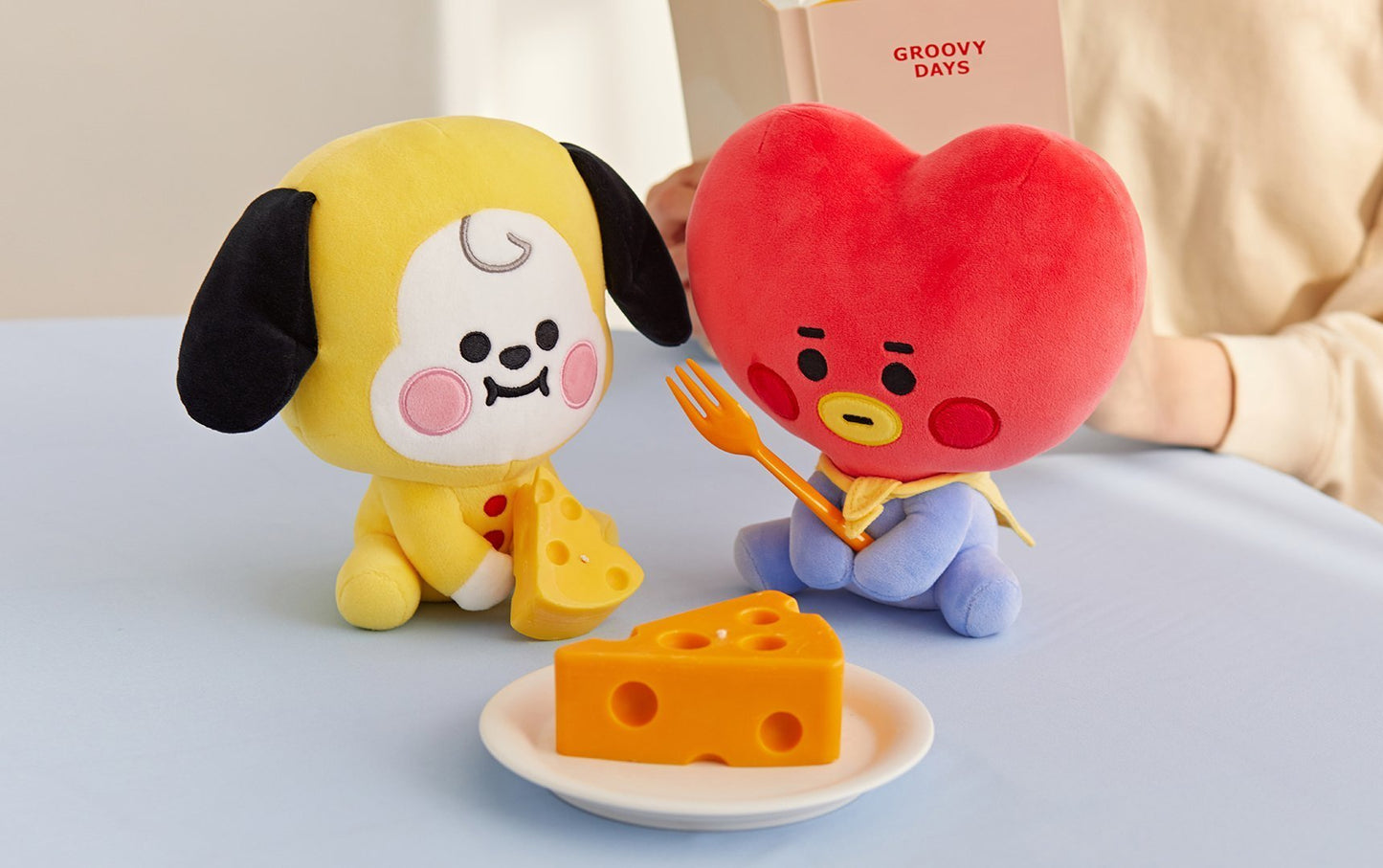 (One) BT21 - BABY Sitting Doll (20cm) دميه الجالسه لشخصيات بي تي اس شاهد حجمها
