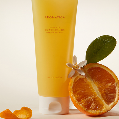[Care|العناية] (ONE) Glow - Vita Oil in Gel Cleanser 150ml | واحد منظف جل العميق زيت فيتا المتوهج بالبرتقال والنيرولي اي اليوسفي 150  مل .شرح بالوصف