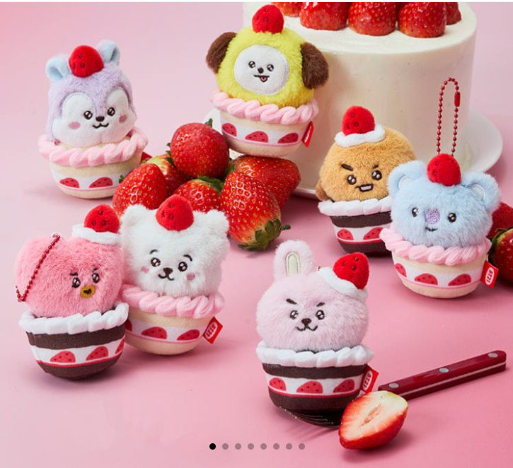 (ONE) BT21 - strawberry party strawberry tart doll keyring