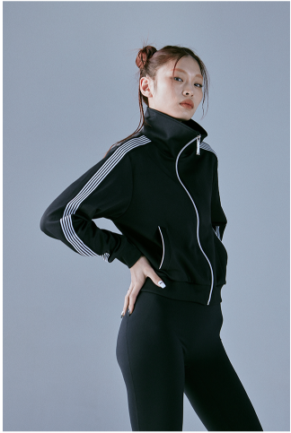 (ONE) LE SSERAFIM Track Top (Black)