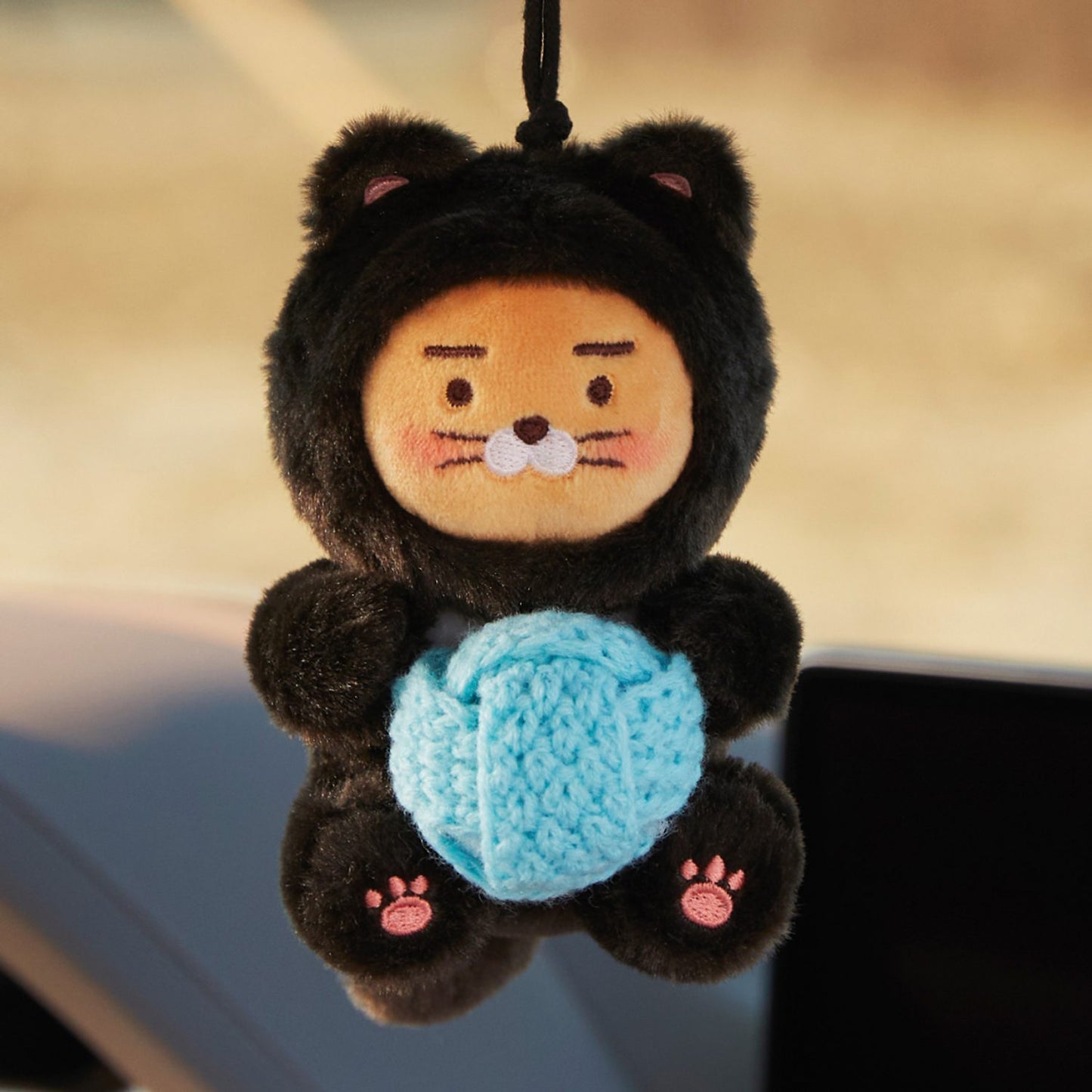 (ONE) KAKAO FRIENDS nyangnyang chalyang-yong hyang-ginaneun inhyeong_laieon
