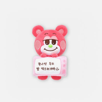 [RIIZE|رايز] {Kpop} (One) RIIZE - Monitor Doll (2026 RIIZE 3RD ANNIVERSARY FANMEETING [Ch. RIIZE : ON AIR]) | رايز - دمية للشاشة (لقاء المعجبين للذكرى السنوية الثالثة 2026 [Ch. RIIZE : ON AIR])