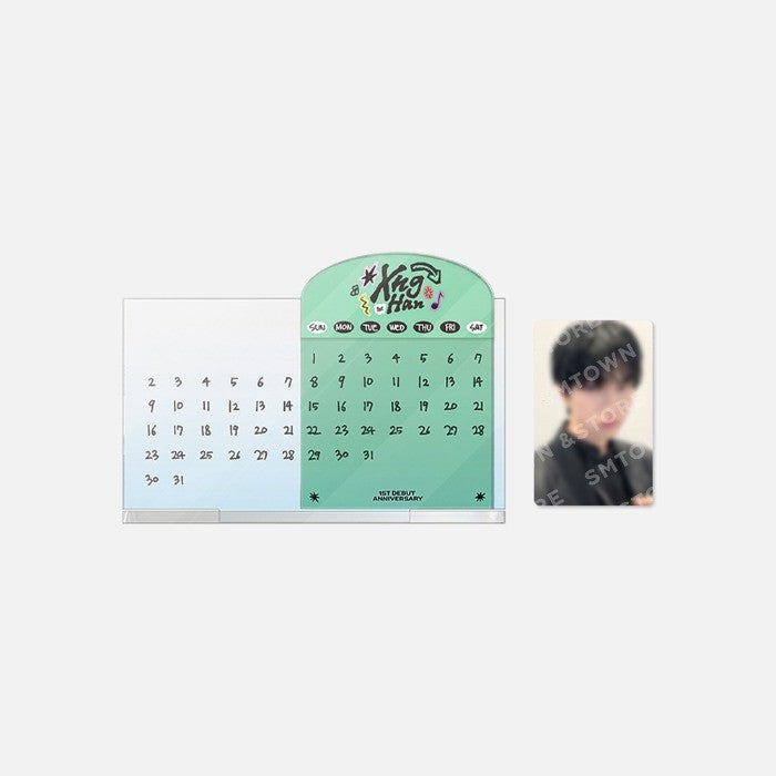 [XngHan|شنغهان] {Kpop} (Set) XNGHAN - 1st Debut Anniversary Acrylic Stand Perpetual Calendar Set 13.5 x 8 cm (Logo Part + Calendar Part + Base + Photocard) | شنغهان - طقم تقويم أكريليك دائم للذكرى السنوية الأولى 13.5 × 8 سم (قطعة الشعار + قطعة التقويم + ا