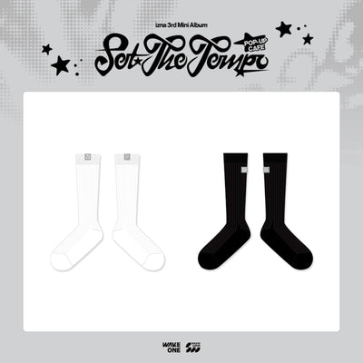 [izna|إزنا] {Kpop} (Set) IZNA - Socks Set 2 Pairs Free Size 23-25 cm (Pop-up [Set the Tempo]) | إزنا - طقم جوارب زوجان مقاس حر ٢٣-٢٥ سم (بوب أب [سِت ذا تيمبو])