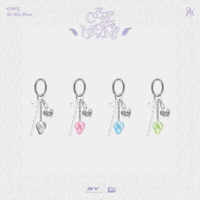 [QWER|كيو دبليو إي آر] {Kpop} (One) QWER - In-Ear Keyring 2.2 x 13 cm (Member Select) (4th Mini Album Pop-Up [CEREMONY]) | كيو دبليو إي آر - ميدالية سماعة أذن ٢٫٢ × ١٣ سم (اختر العضو)