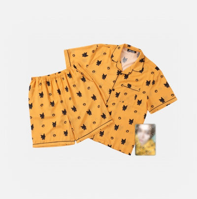 [YESUNG|ييسونغ] {Kpop} (Set) YESUNG - Yenyangie Pajama Set: Top + Bottom + Photo Card (10th Anniversary Tour) | ييسونغ - طقم بيجاما ينيانغي: علوي + سفلي + بطاقة صور