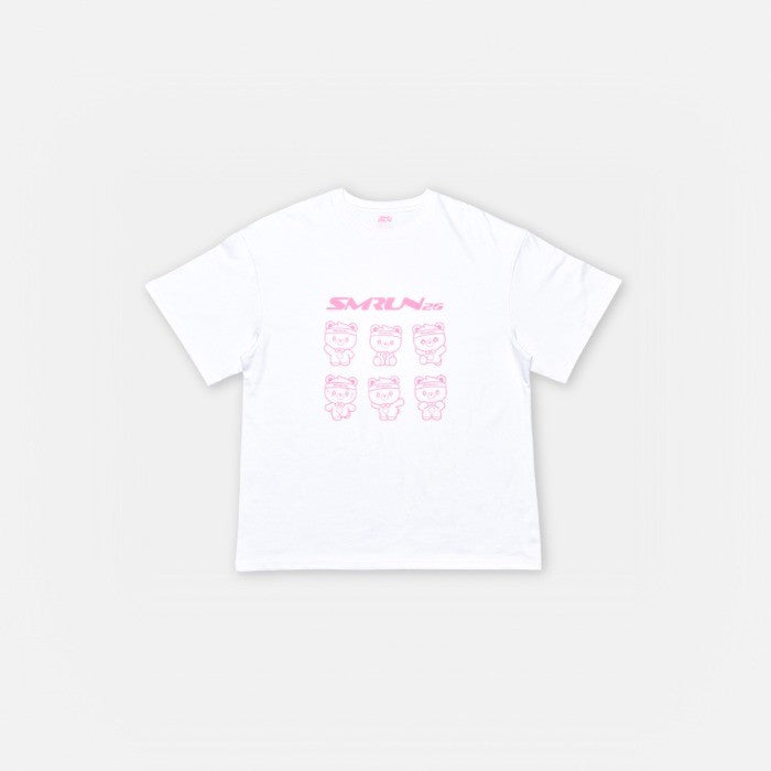 [SMTOWN|إس إم تاون] {Kpop} (One) SMTOWN RUN CLUB 26 - Cotton T-Shirt, Free Size (Chest 119 cm, Length 76.5 cm) | إس إم تاون ران كلوب 26 - تي شيرت قطني مقاس حر