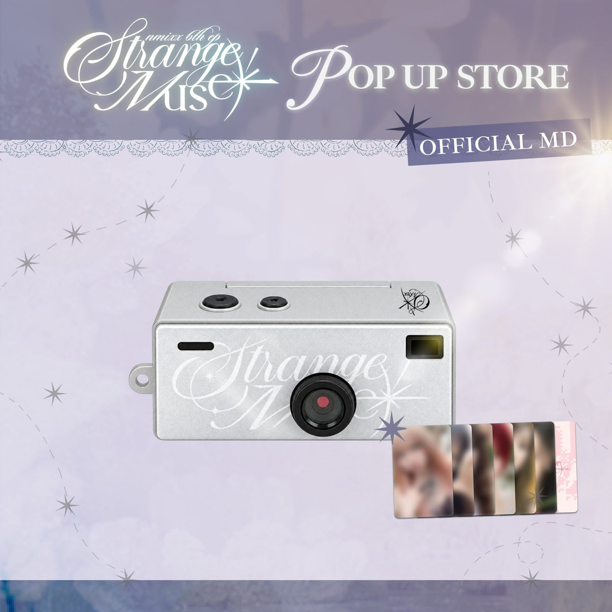 [NMIXX|إن ميكس] {Kpop} (One) NMIXX - Mini Digital Camera 6.3 x 5.8 x 2.6 cm (NMIXX 6th EP [Strange Muse] Pop-Up) | إن ميكس - كاميرا رقمية صغيرة ٦٫٣ × ٥٫٨ × ٢٫٦ سم (المتجر المؤقت لألبوم [Strange Muse])