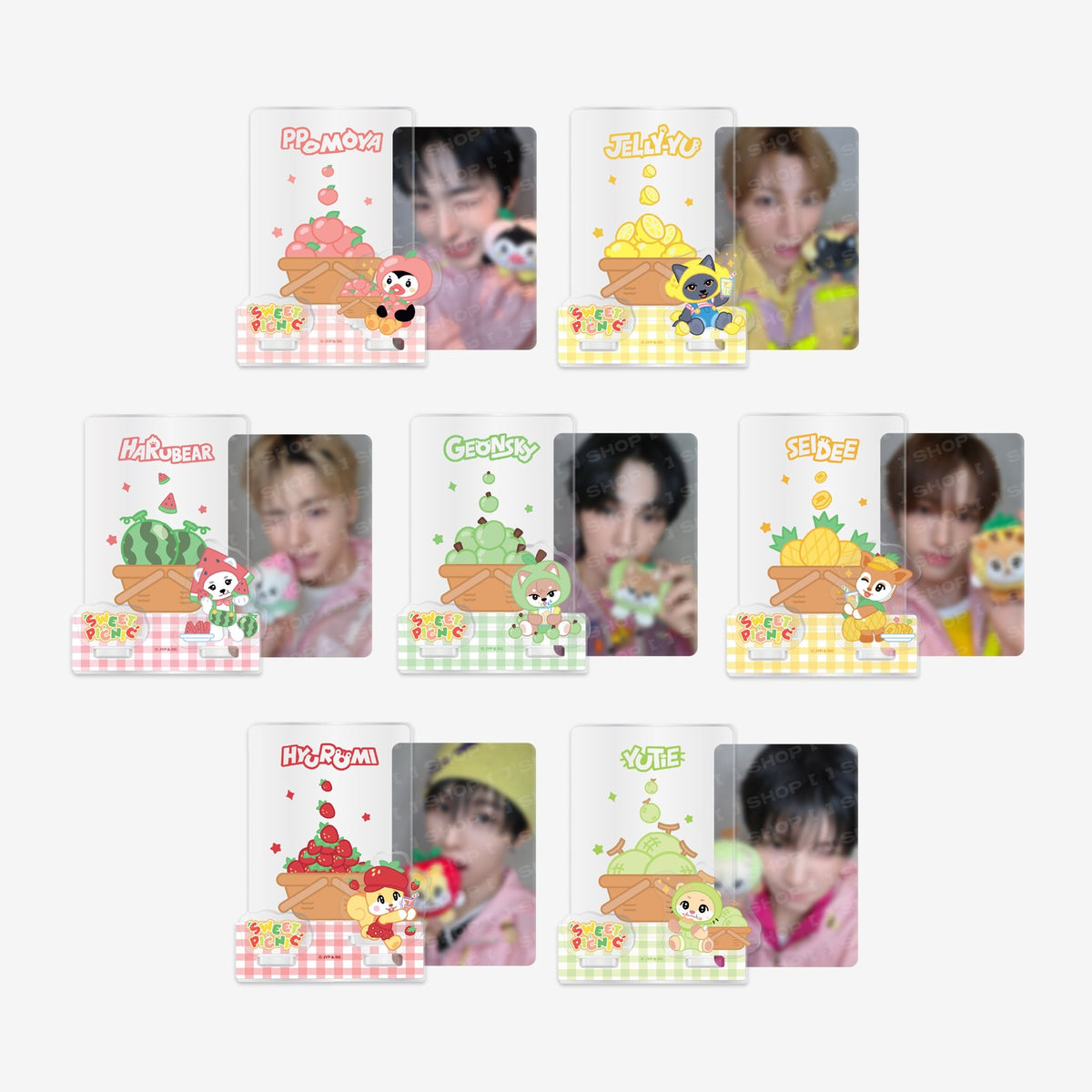 [NEXZ|نيكسز] {Kpop} (One) NEXZ - NEXZOO Secret Mini Acrylic Stand 13 x 8 cm (SWEET PICNIC with NEXZOO) | نيكسز - ستاند أكريليك NEXZOO صغير (سري) ‏13 × 8 سم