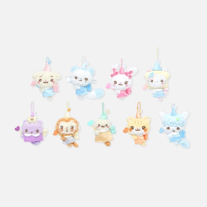 [Hearts2Hearts|هارتس تو هارتس] {Kpop} (One) HEARTS2HEARTS - Magical Doll Keyring [ICONIC HEART] | هارتس تو هارتس - ميدالية دمية سحرية