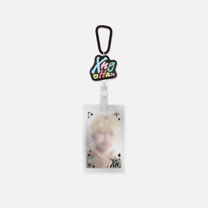 [XngHan|شنغهان] {Kpop} (Set) XNGHAN - 1st Debut Anniversary Reel Holder Set 6 x 9 cm (Retractable Reel Photo Holder + Reel Charm + Photocard) | شنغهان - طقم حامل الصور بالبكرة القابلة للسحب للذكرى السنوية الأولى 6 × 9 سم (حامل صور + دلاية بكرة + بطاقة صور