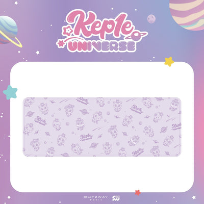 [KEP1ER|كيبلر] {Kpop} (One) KEP1ER - Kep1e Desk Mat 80 x 30 cm + Photocards (POP-UP [Kep1e UNIVERSE] Official MD) | كيبلر - سجادة مكتب كيبلي 80 × 30 سم (ميرش بوب-أب [كيبلي يونيفرس] الرسمي)