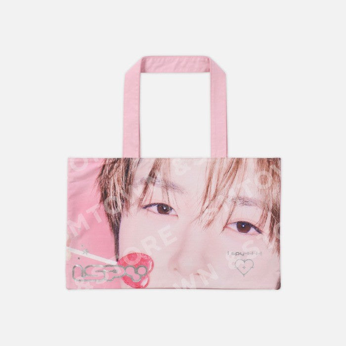 [NCT WISH|ان سي تي ويش] {Kpop} (One) NCT WISH - Lover Boy Cotton Bag 55 x 33 cm ([I SPY] Pop-up [WISH LAND]) | ان سي تي ويش - حقيبة قماش Lover Boy ٥٥ × ٣٣ سم (متجر [WISH LAND] المؤقت)