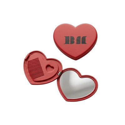 [BABYMONSTER|بيبي مونستر] {Kpop} (Set) BABYMONSTER - Compact Mirror + Comb Set (CHOOMTOUR 2026-27 World Tour in Seoul) | بيبي مونستر - طقم مرآة مدمجة ومشط (جولة تشوم العالمية ٢٠٢٦-٢٧ في سيول)
