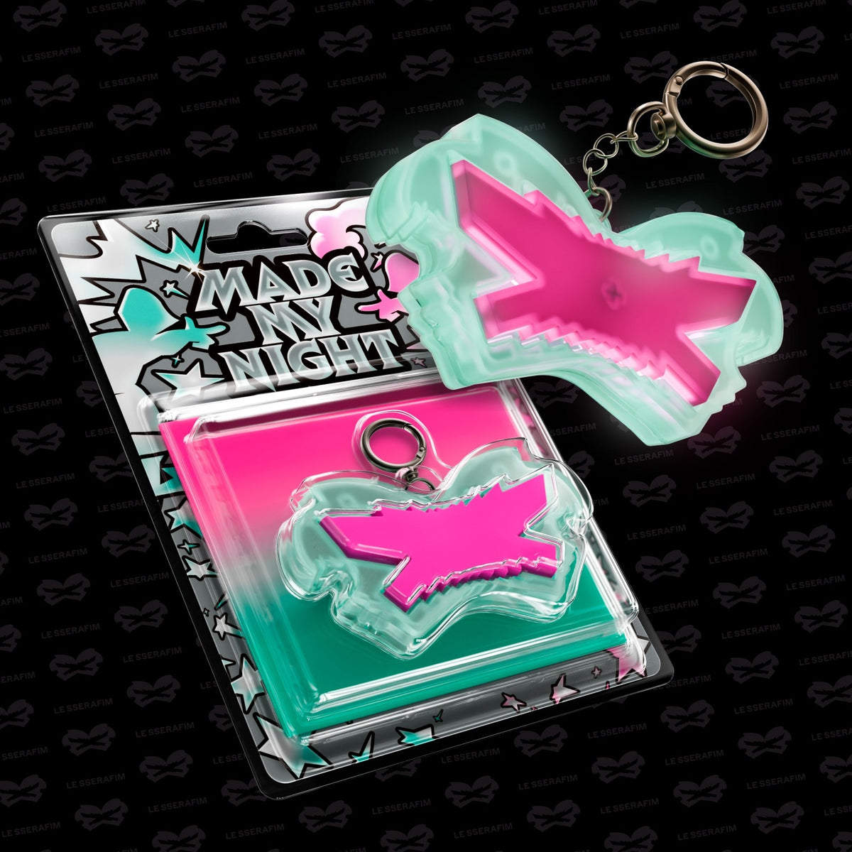 [LE SSERAFIM|لو سيرافيم] {Kpop} (Set) LE SSERAFIM - 2nd Single Album [Made My Night] (Glow Clicker Keychain, Pink Ver.) 123 x 166 x 33 mm | لو سيرافيم - الألبوم المفرد الثاني [Made My Night] (ميدالية كليكر مضيئة، النسخة الوردية) ١٢٣ × ١٦٦ × ٣٣ مم