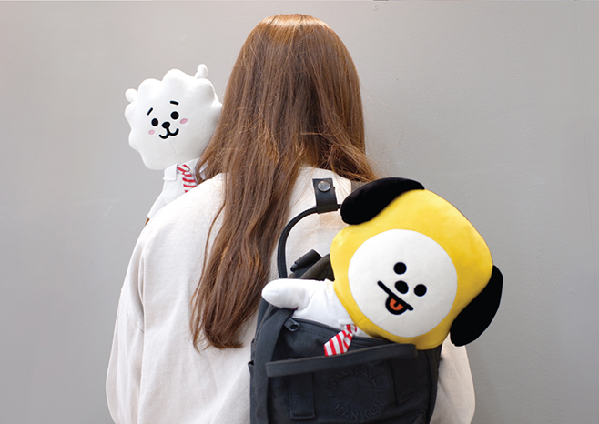 (ONE) BT21 - School Look Standing Doll