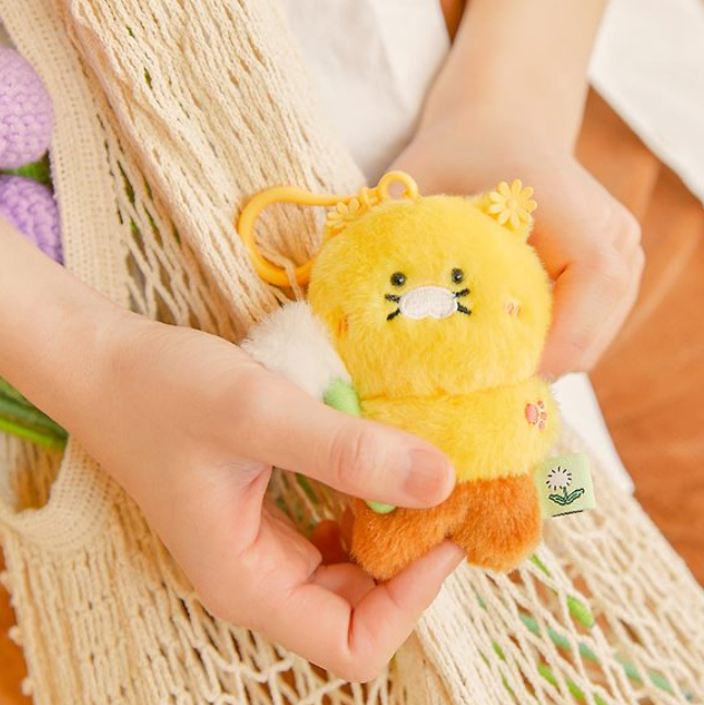 (ONE) KAKAO FRIENDS Hairy Chun-sik's Day Keyring Doll_Chun-sik