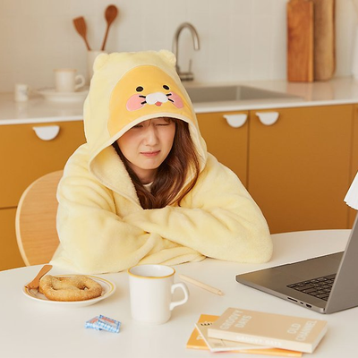 (ONE) KAKAO Friends - Cloak Blanket Chunsik Free Size