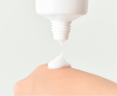 [Care|العناية] (ONE) Atoshop - Moisturizer | واحد - للبشره شديده الجفاف  والحساسه مكونات برفيتامين زنك  ونباتيه مرطبه  جيد لليدين والقدم المتشققه للشفاه المتشققه وحول الفم