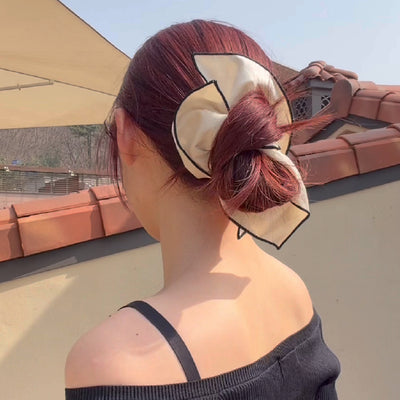 [Hair | الشعر] (One) Arnew Square Scrunchie | أرنيو - ربطة شعر مربعة