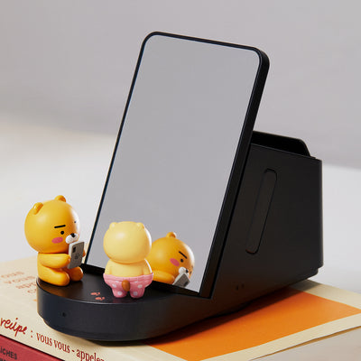 [Kakao | كاكاو] (One) Kakao Friends 3in1 Rotating Wireless Charging Stand - Ryan & Choonsik | كاكاو فريندز - حامل شحن لاسلكي دوار 3 في 1 - رايان وتشونسيك