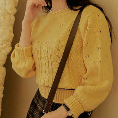 شيرت بايل بانجنك حياكة جميلة | (ONE) [SHIRT] Biel Punching Twist Round Knit